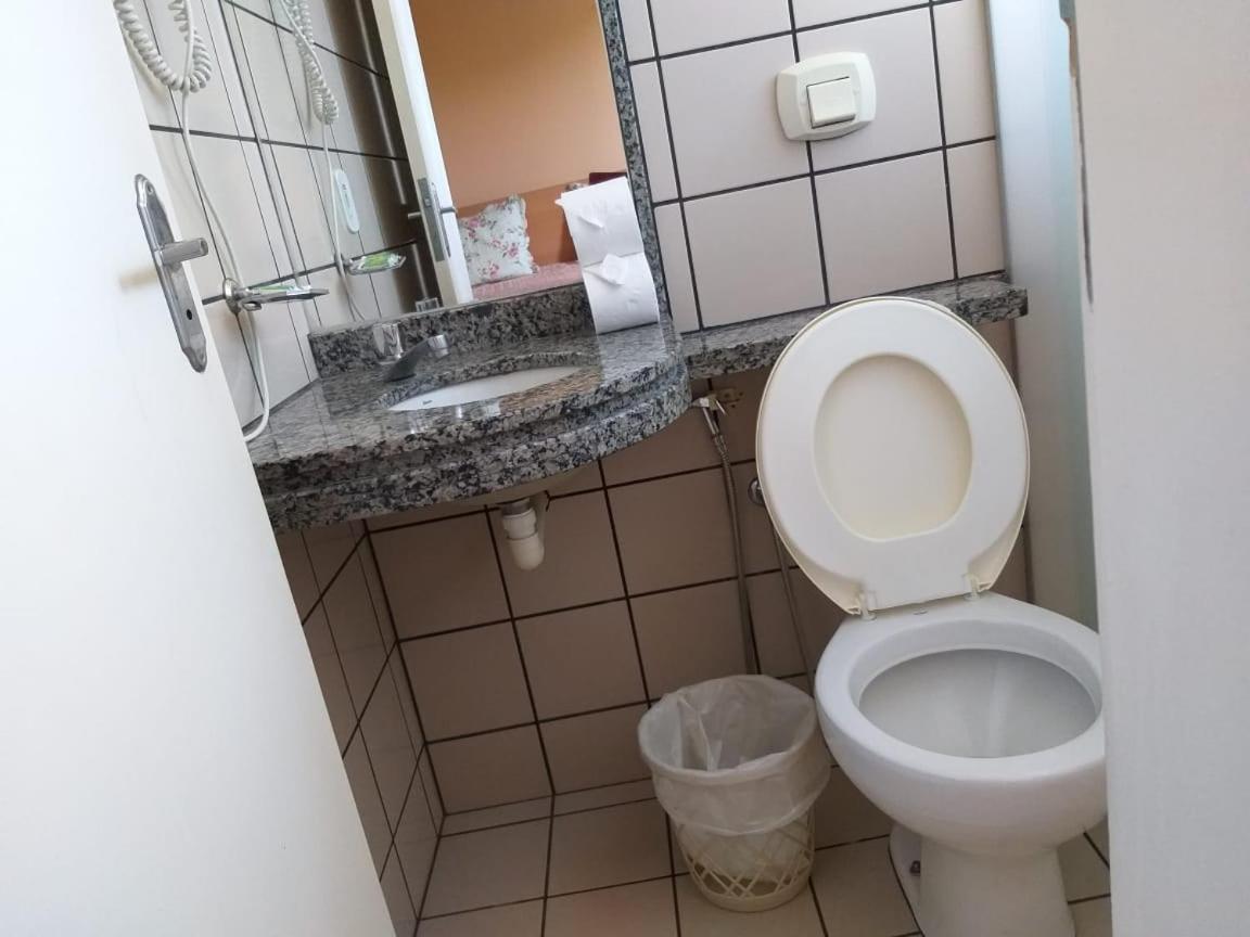 Diroma Fiori Apartman Caldas Novas Kültér fotó