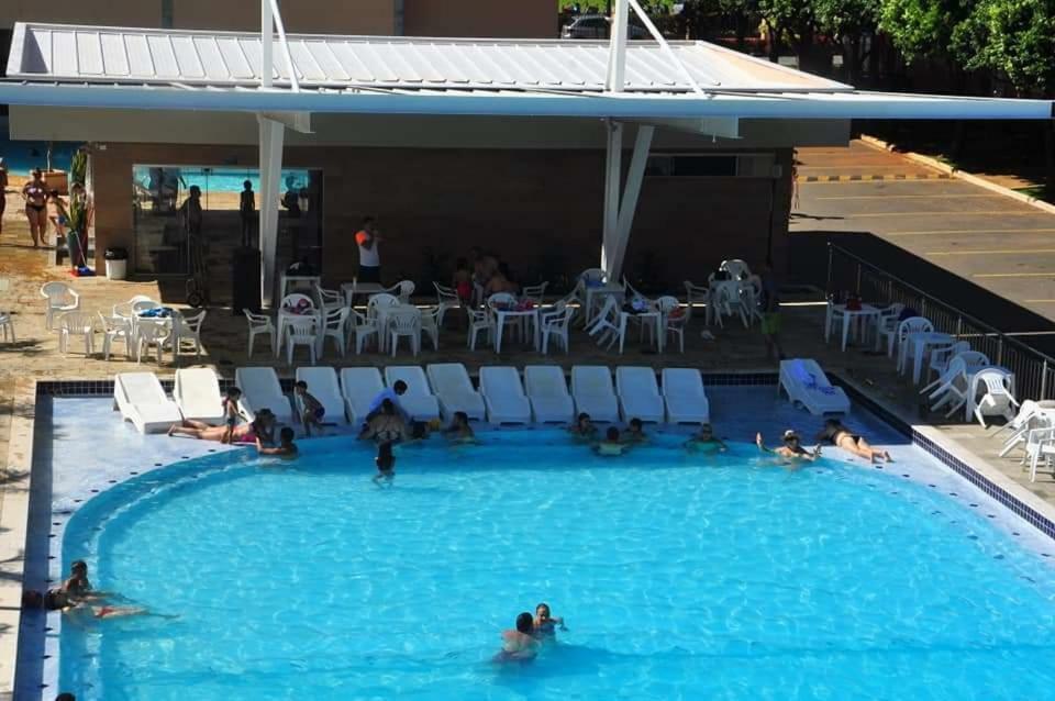 Diroma Fiori Apartman Caldas Novas Kültér fotó